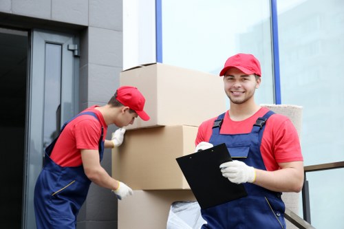 Flexible moving service preparing for a Lambeth relocation